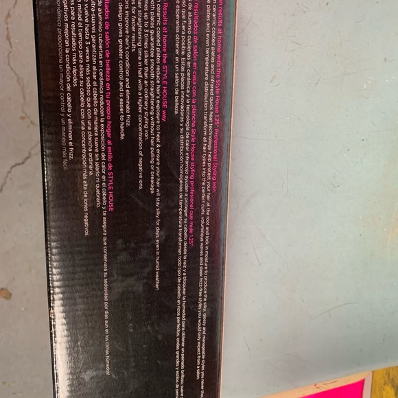 🚫SOLD🚫STYLE HOUSE candy apple red professional styling iron !  BRAND NEW - Picture 9 of 14